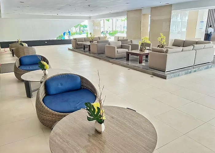 Bay, Seaside Living Near Moa, Unit * Manila